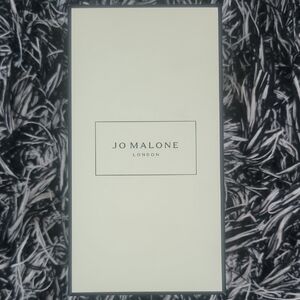 Jo Malone Cream and Black Gift Box